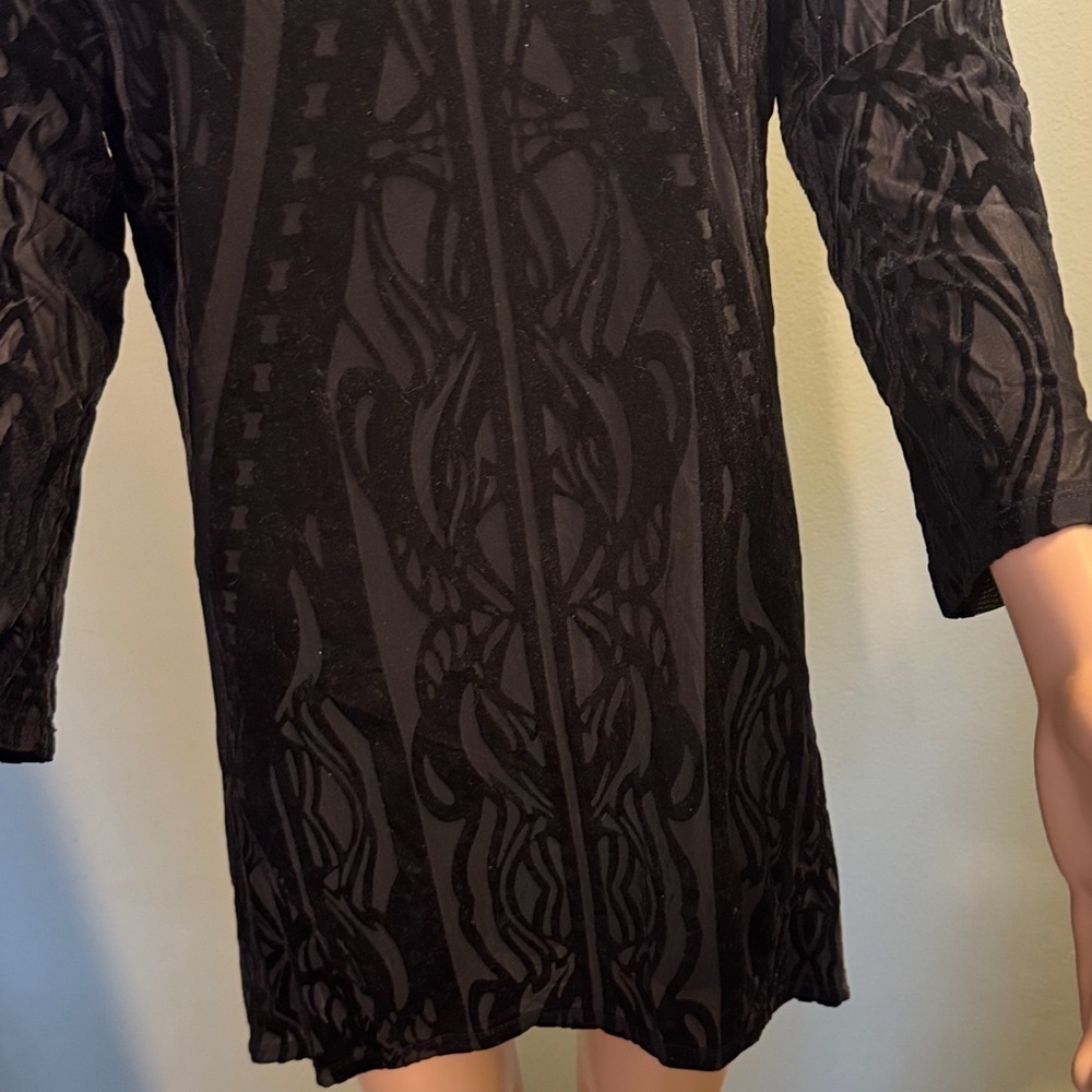 Elegant Black Velevt Long Sleeve Top Size XL - Picture 3 of 7